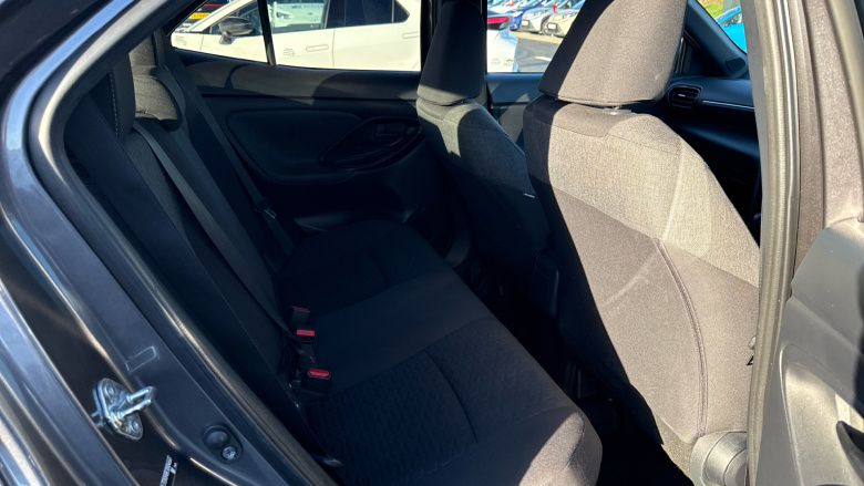 Toyota Yaris Cross 1.5 Hybrid Design 5dr CVT Hybrid Estate